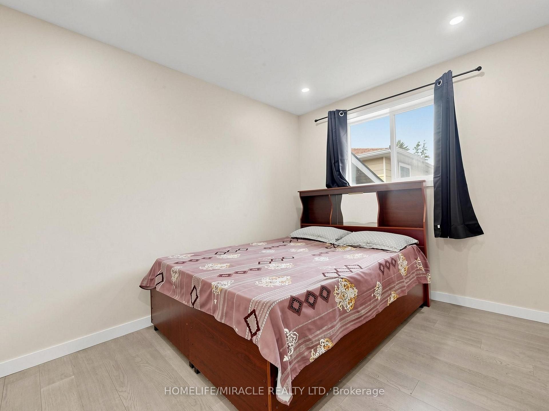 Photo 21 of 3694 Brandon Gate Drive, Mississauga, Malton — HOMEH