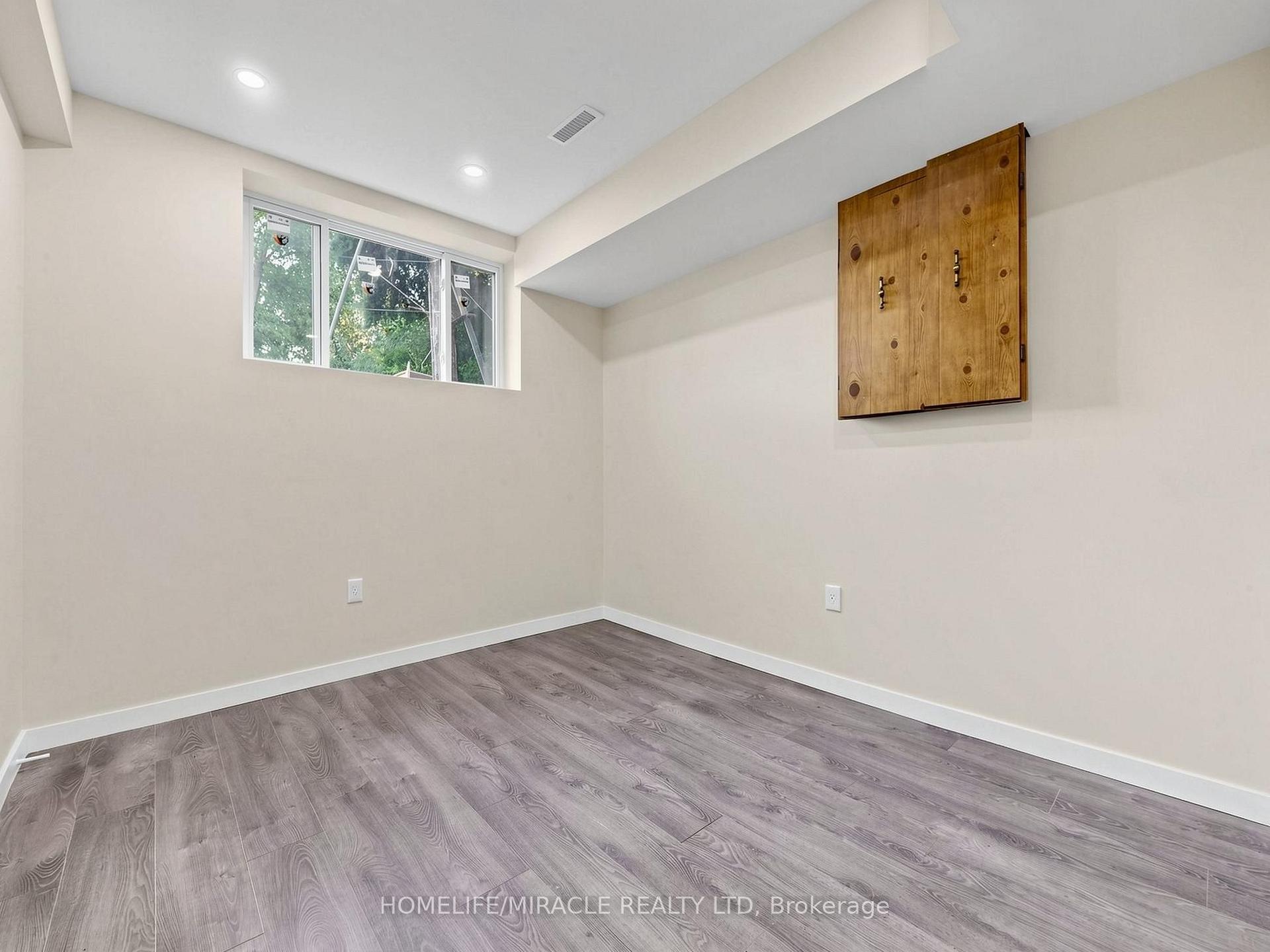 Photo 35 of 3694 Brandon Gate Drive, Mississauga, Malton — HOMEH