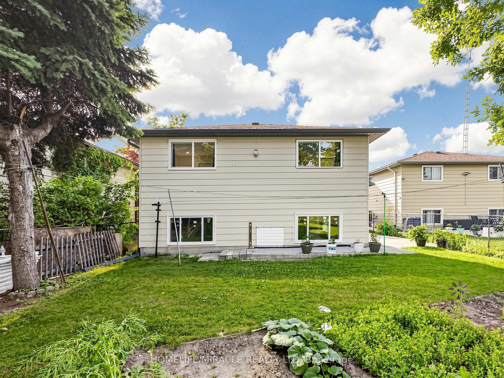 Photo 42 of 3694 Brandon Gate Drive, Mississauga, Malton — HOMEH
