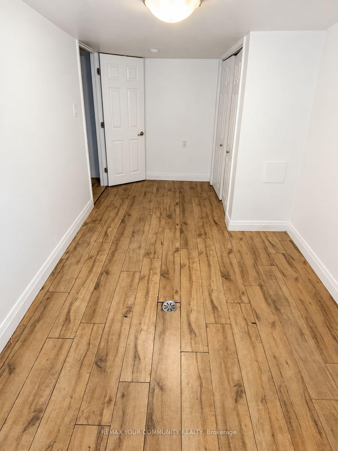Photo 12 of Unit Lower, 100 Ellington Drive, Scarborough, Wexford-Maryvale — HOMEH