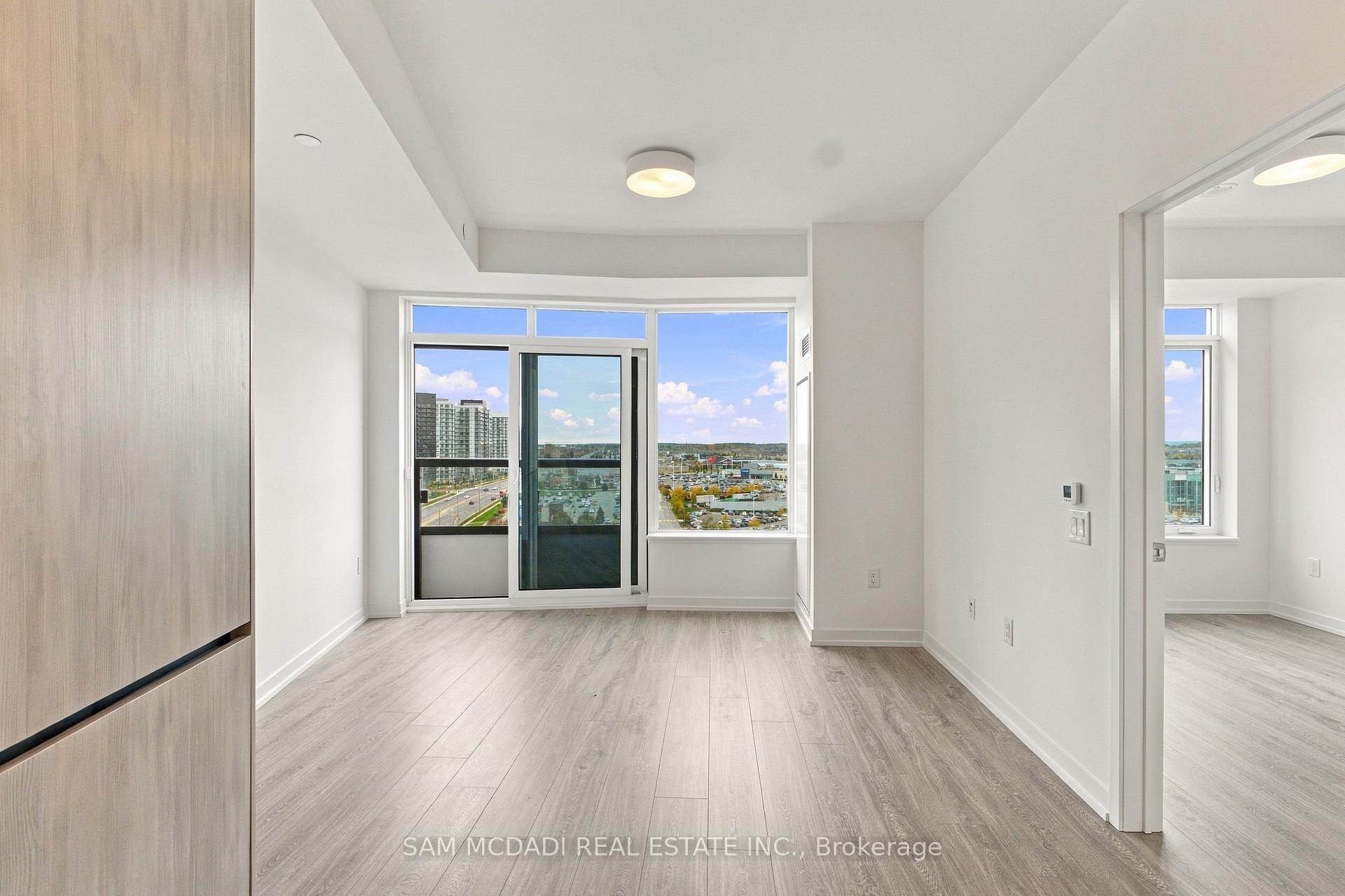 Photo 6 of 2485 Eglinton Avenue W, Mississauga, Central Erin Mills — HOMEH