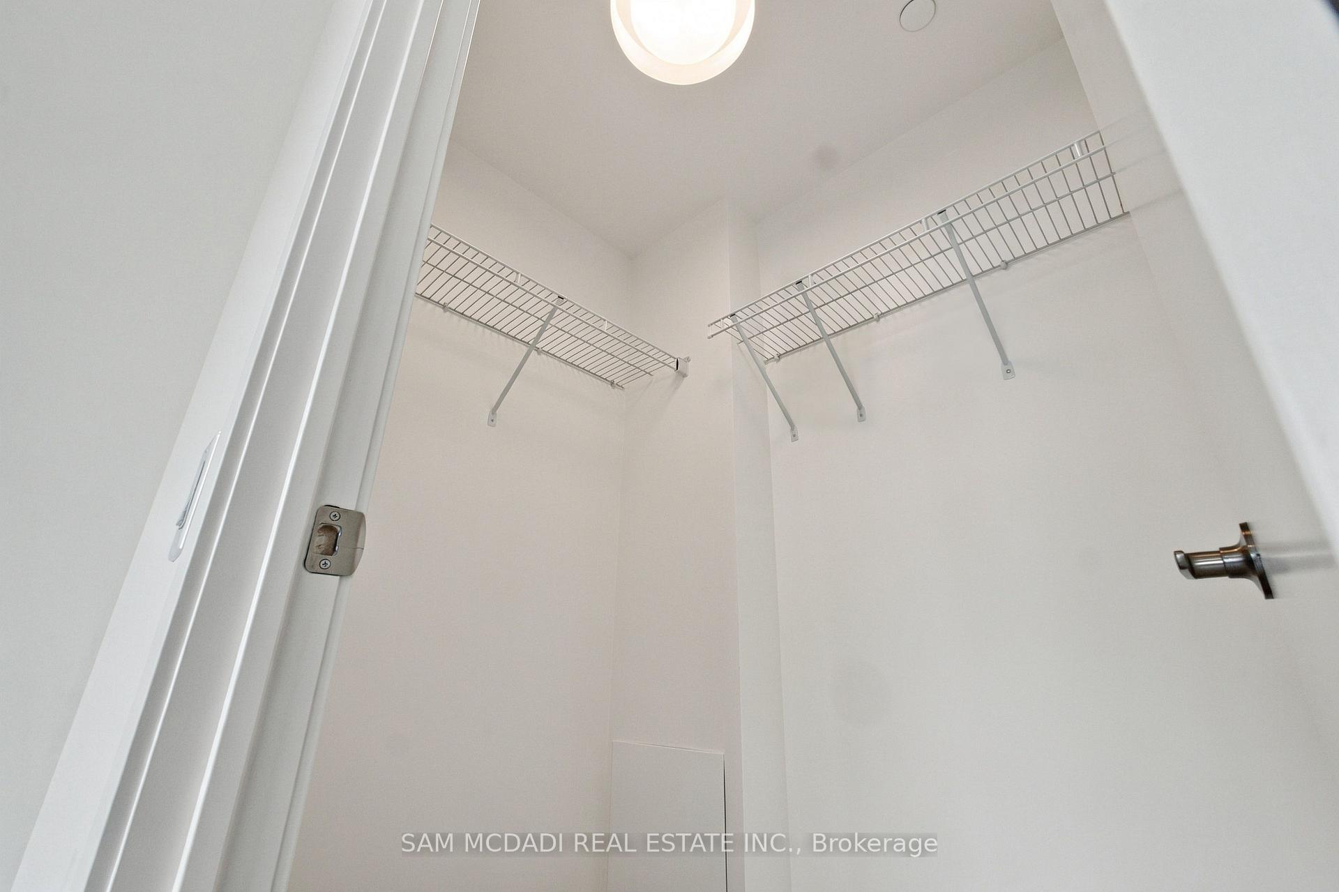 Photo 14 of 2485 Eglinton Avenue W, Mississauga, Central Erin Mills — HOMEH