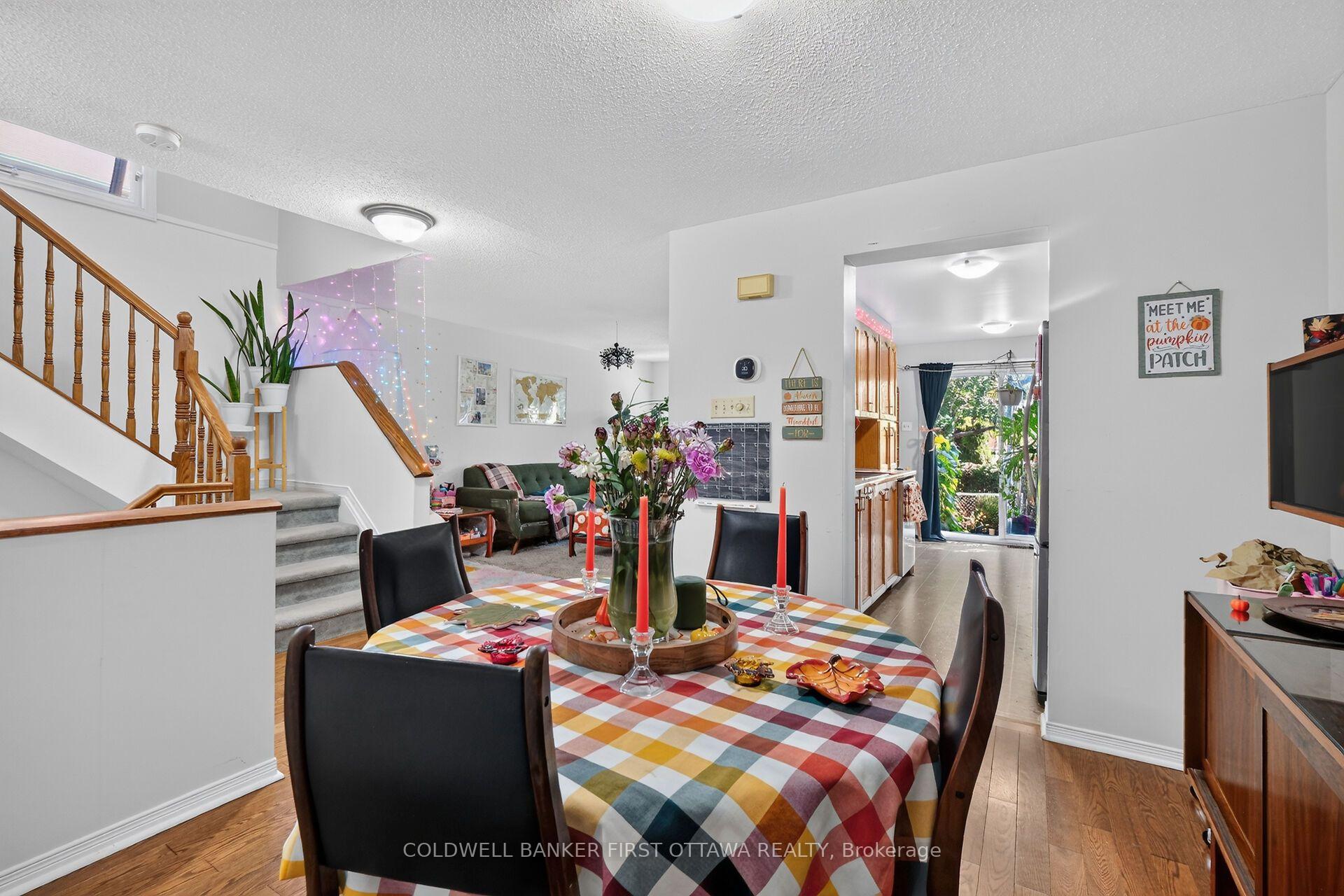 Photo 12 of Unit 17, 6154 Oak Meadows Drive, Ottawa, Chapel Hill — HOMEH