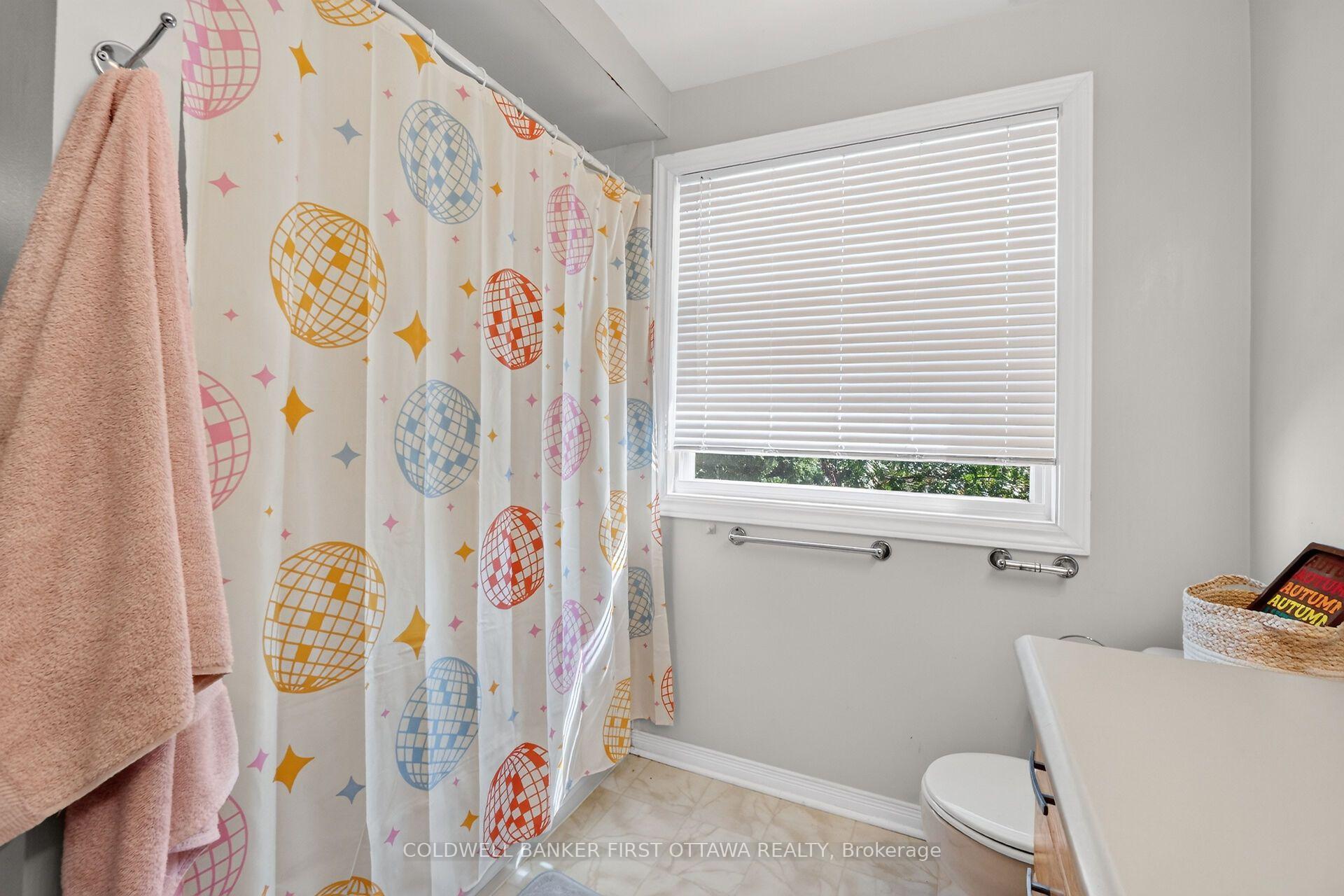 Photo 26 of Unit 17, 6154 Oak Meadows Drive, Ottawa, Chapel Hill — HOMEH