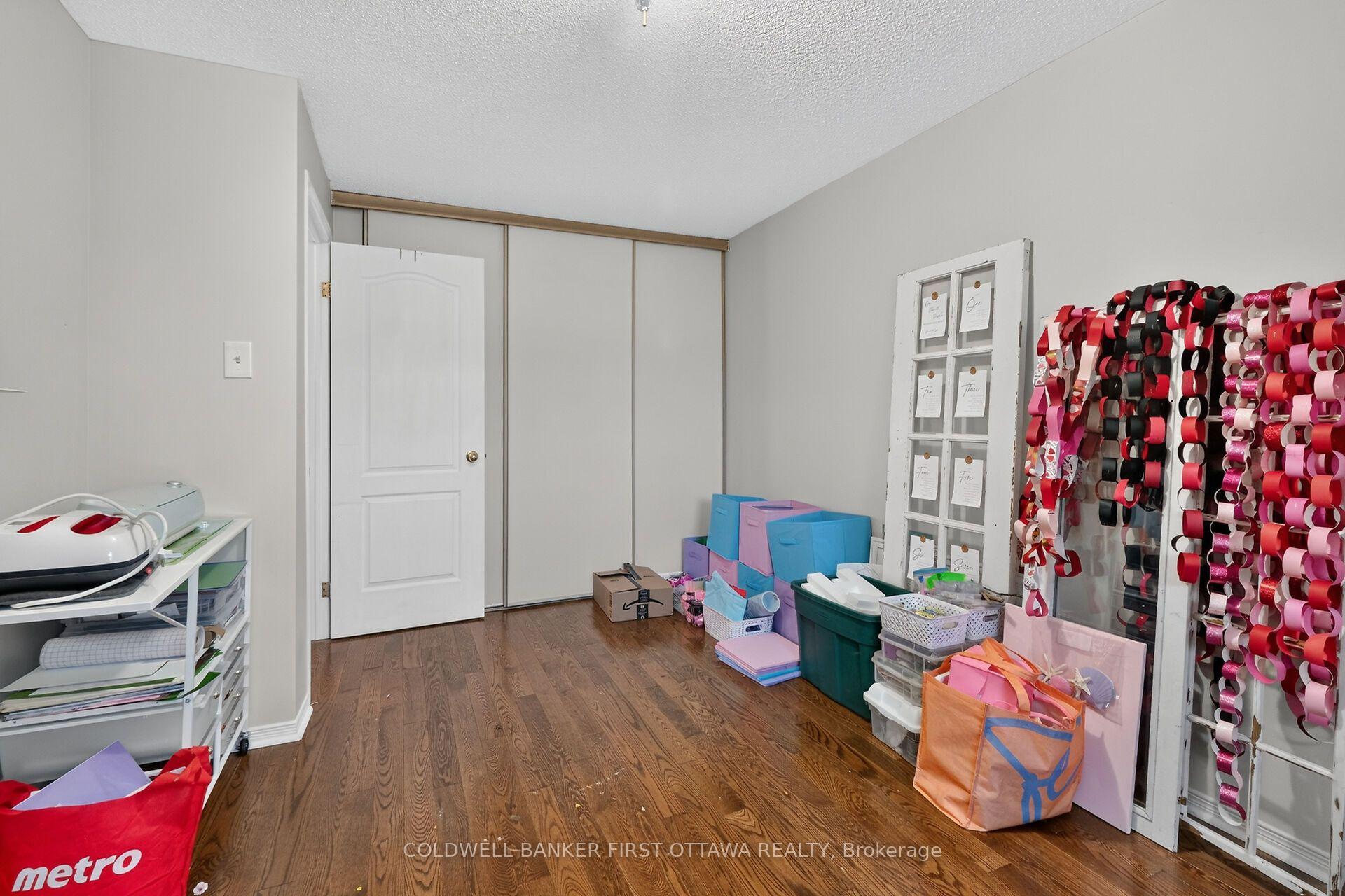 Photo 29 of Unit 17, 6154 Oak Meadows Drive, Ottawa, Chapel Hill — HOMEH