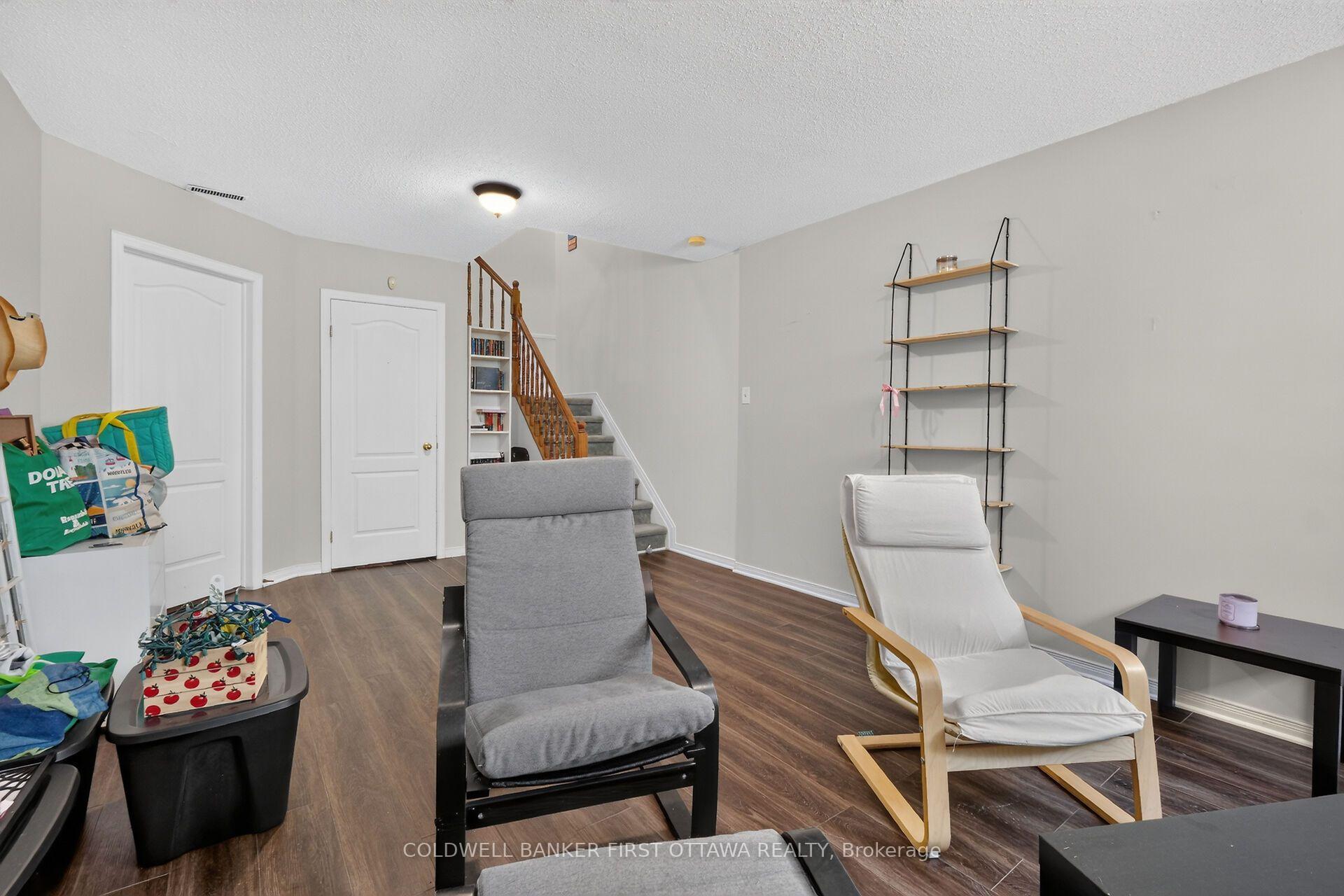 Photo 37 of Unit 17, 6154 Oak Meadows Drive, Ottawa, Chapel Hill — HOMEH