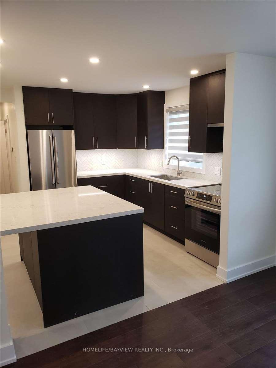 Photo 5 of 2401 Major Mackenzie Drive, Vaughan, Maple — HOMEH