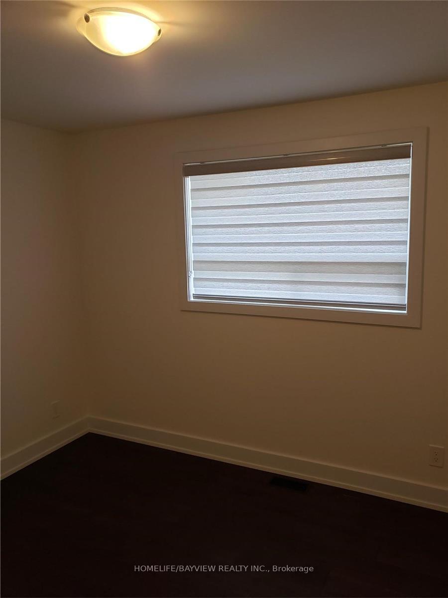 Photo 9 of 2401 Major Mackenzie Drive, Vaughan, Maple — HOMEH