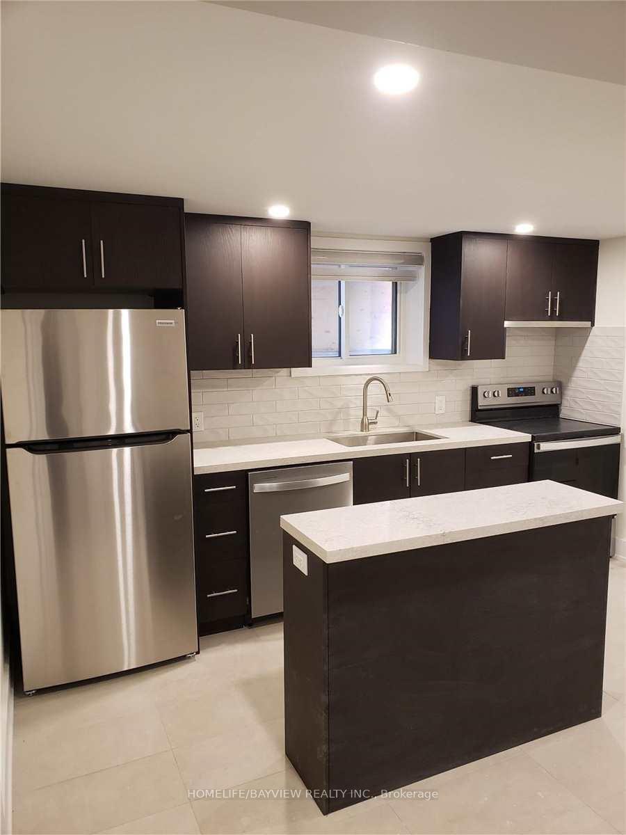 Photo 12 of 2401 Major Mackenzie Drive, Vaughan, Maple — HOMEH