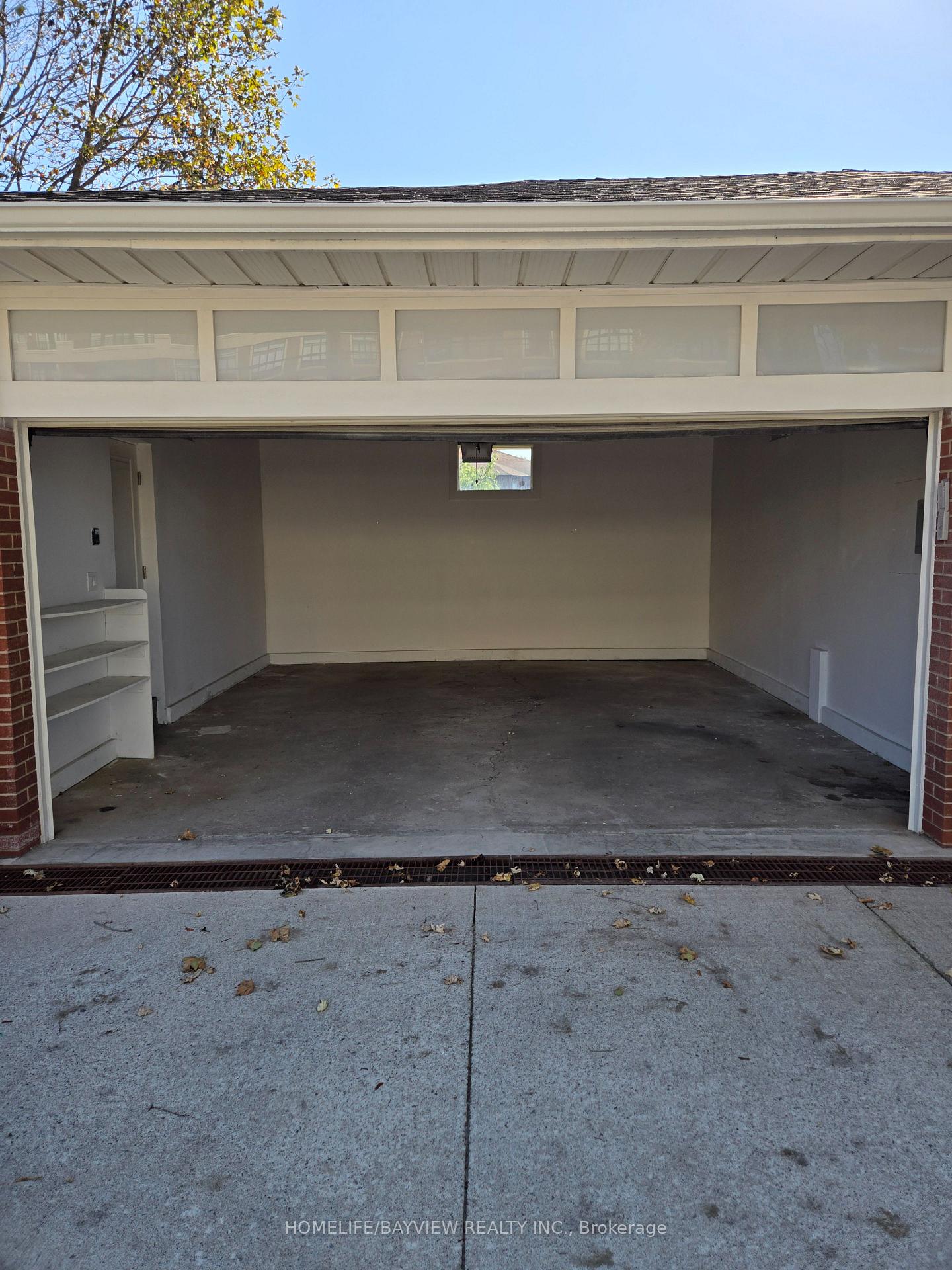 Photo 21 of 2401 Major Mackenzie Drive, Vaughan, Maple — HOMEH