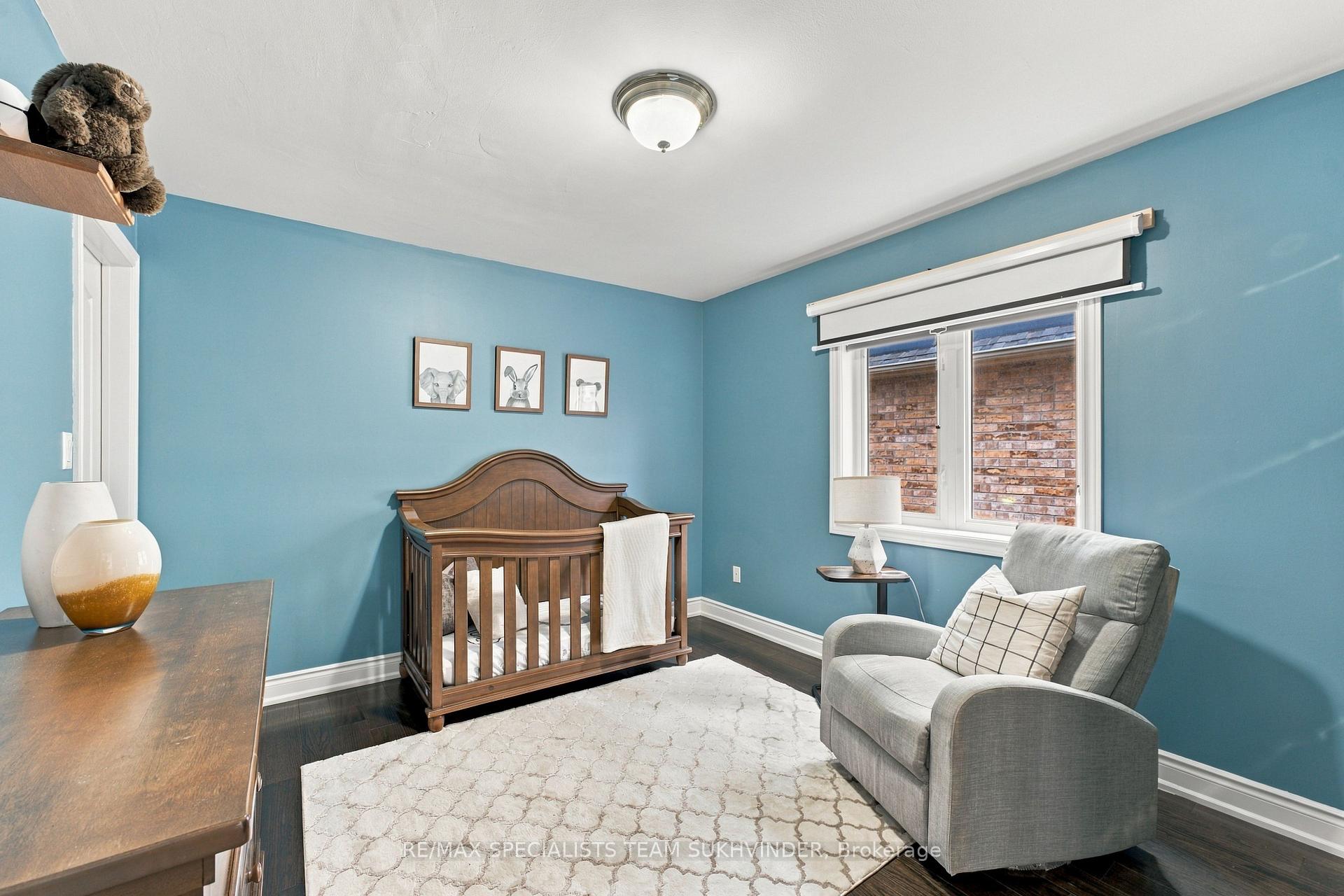 Photo 35 of 15 Saint Hubert Drive, Brampton, Vales of Castlemore North — HOMEH