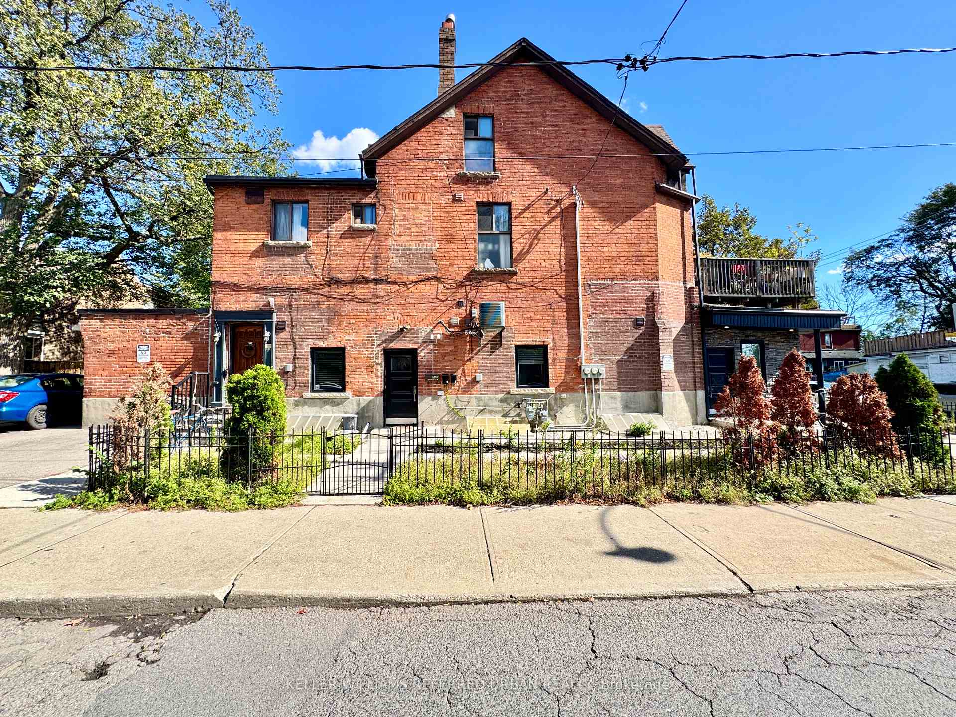 Photo 2 of Unit Main, 62 Springhurst Avenue, Toronto, South Parkdale — HOMEH