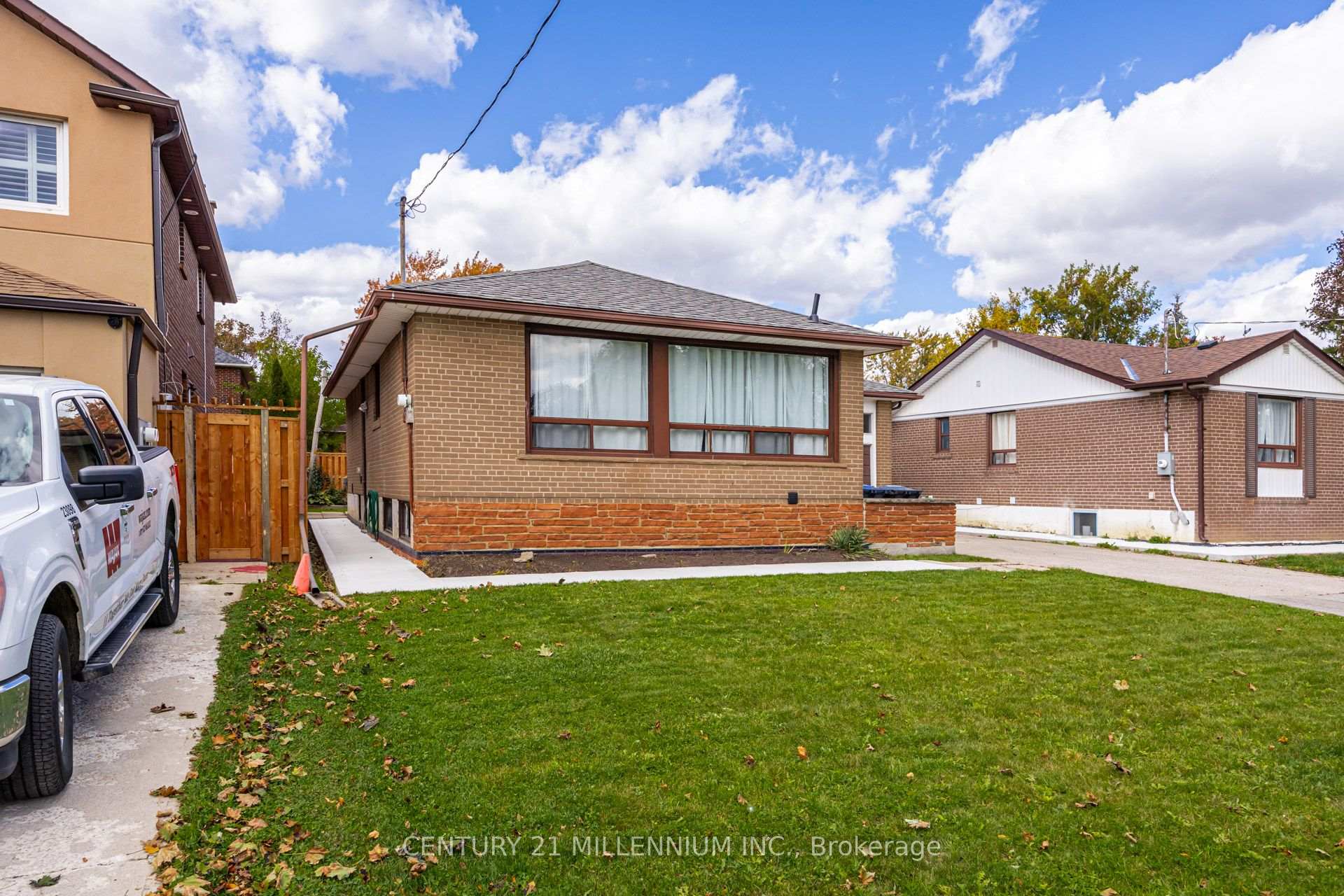 Photo 27 of Unit Basement, 18 Leneck Avenue, Brampton, Northwood Park — HOMEH