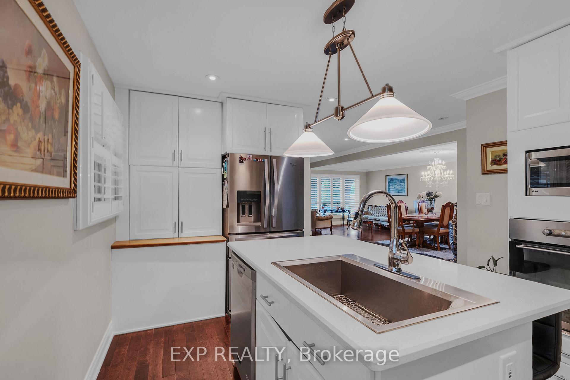 Photo 15 of 593A Scarlett Road N, Etobicoke, Humber Heights — HOMEH