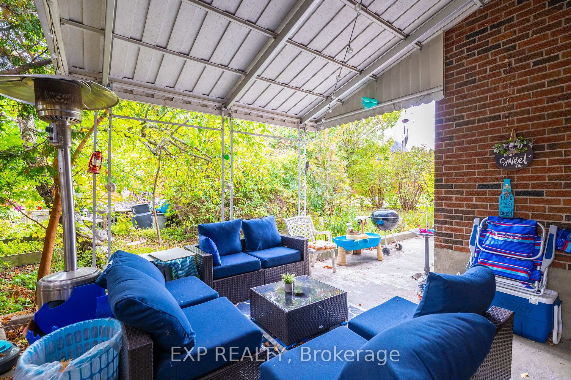 Photo 36 of 593A Scarlett Road N, Etobicoke, Humber Heights — HOMEH