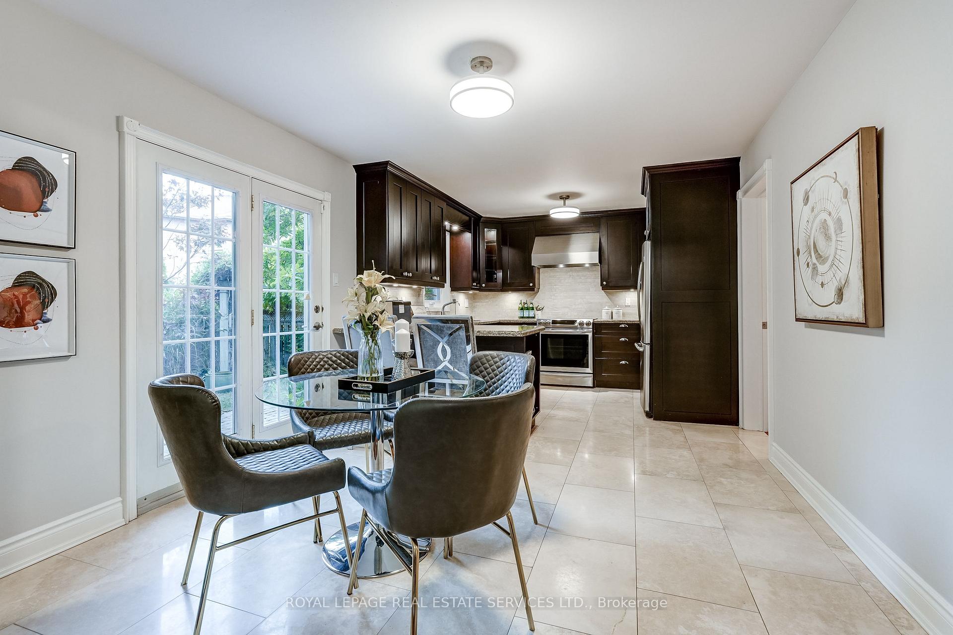 Photo 13 of 3119 Dover Crescent, Mississauga, Erin Mills — HOMEH