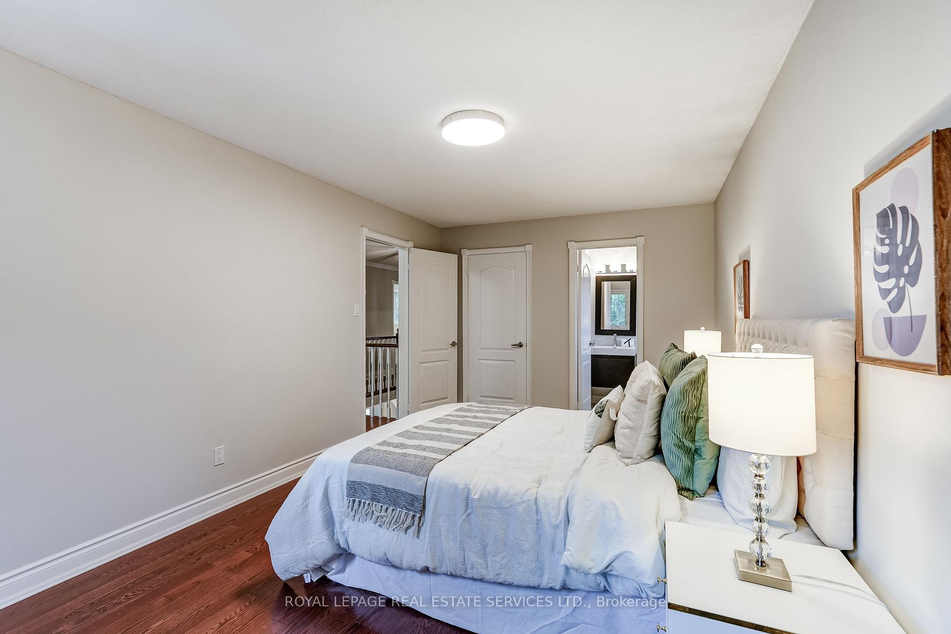 Photo 22 of 3119 Dover Crescent, Mississauga, Erin Mills — HOMEH