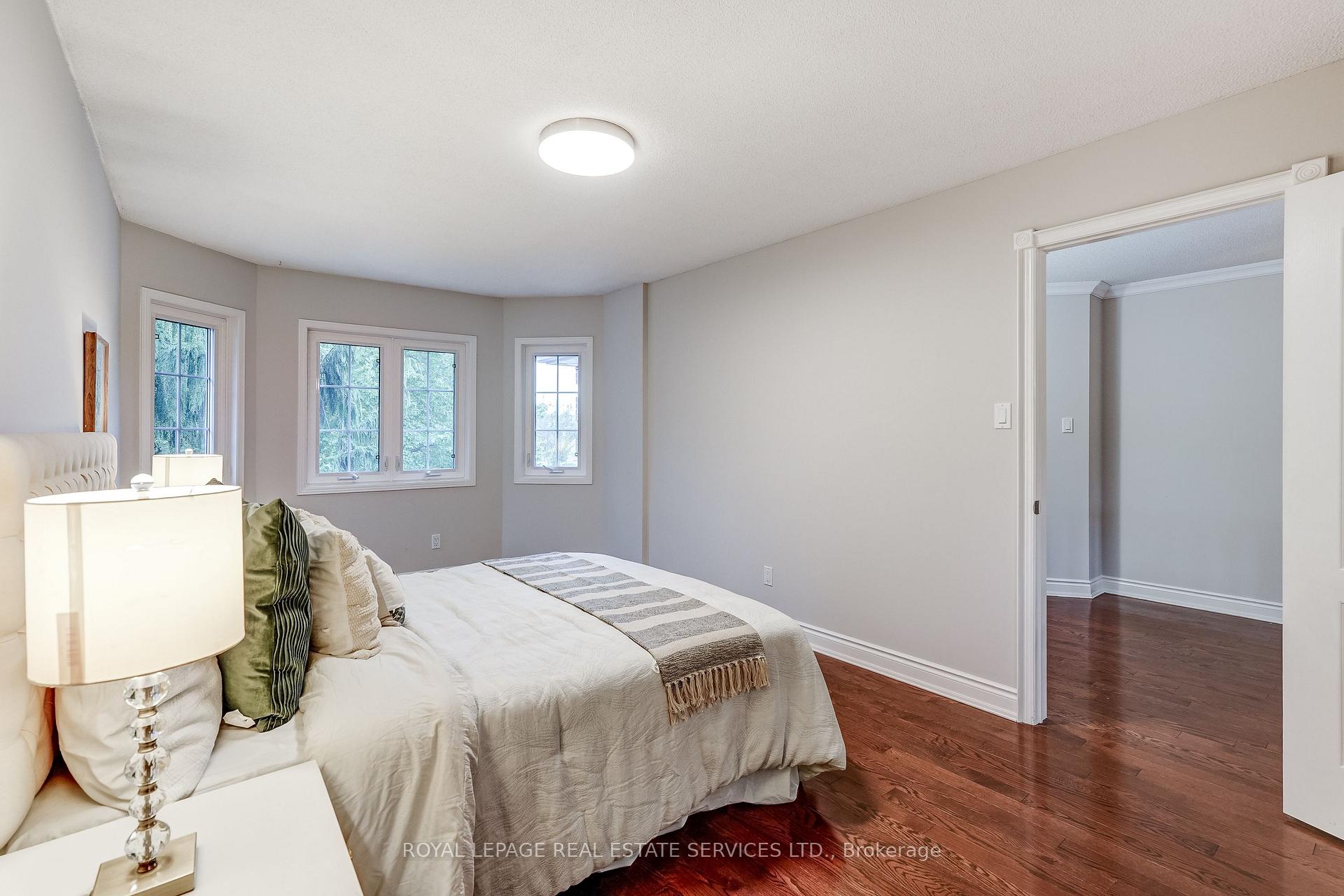 Photo 25 of 3119 Dover Crescent, Mississauga, Erin Mills — HOMEH