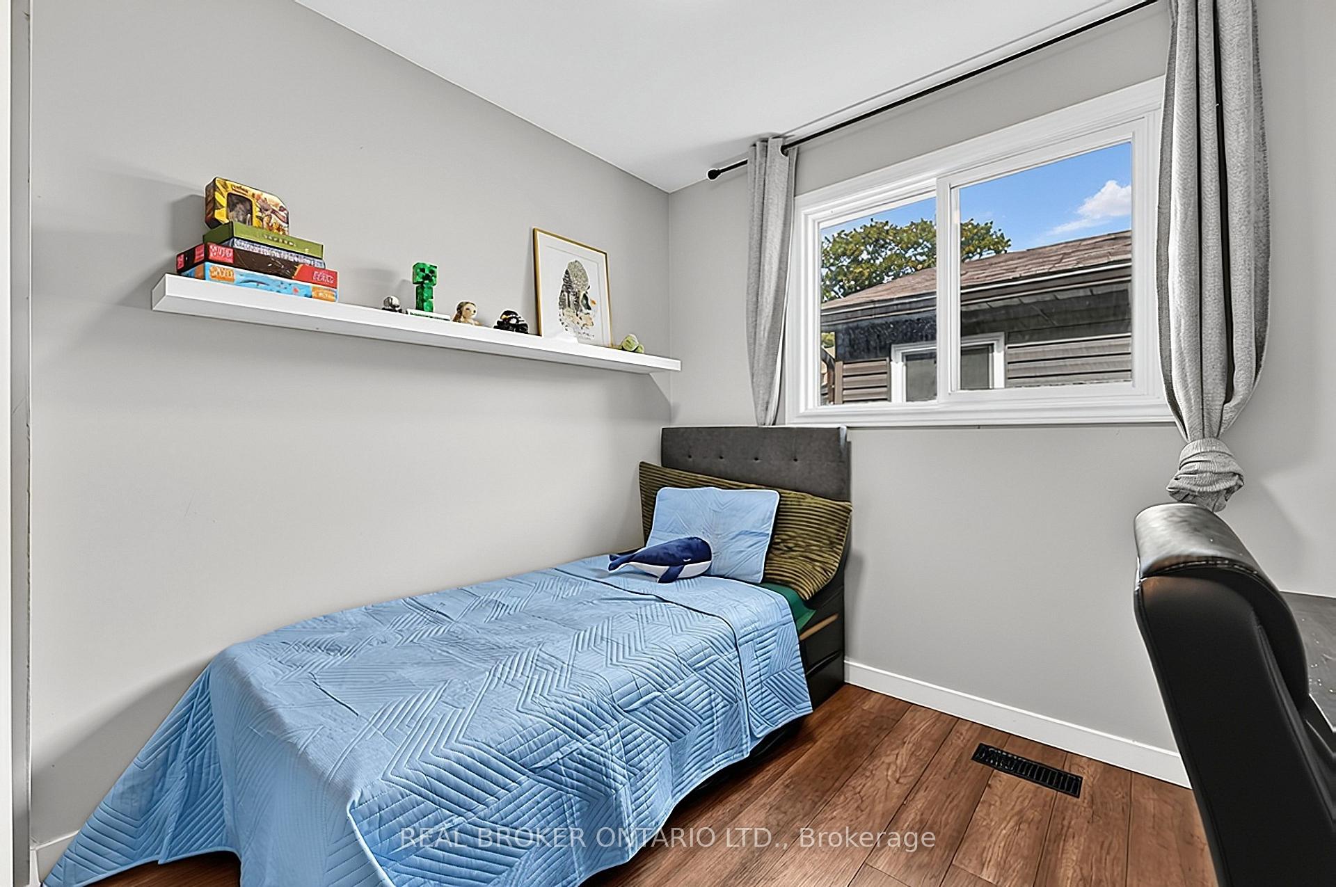 Photo 10 of 295 Crawford Street, Orillia — HOMEH