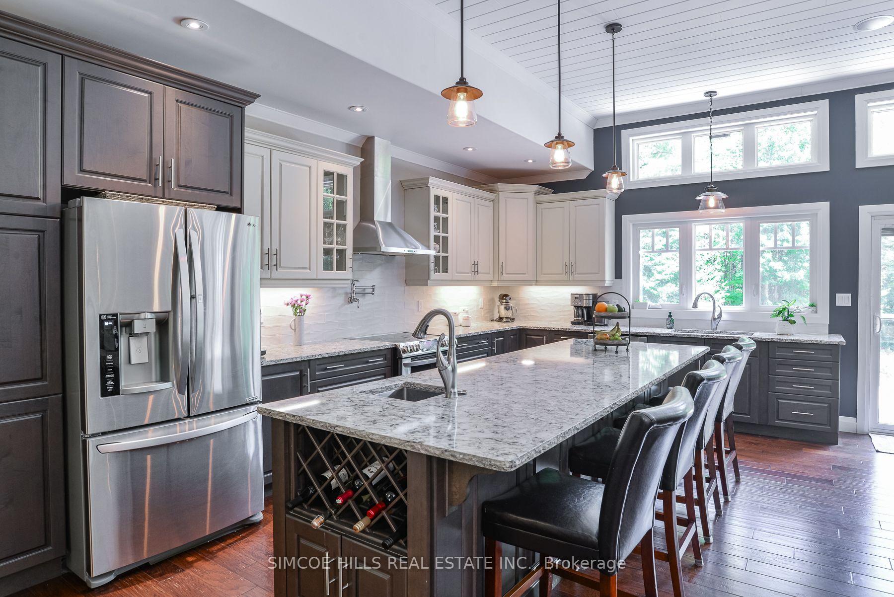 Photo 12 of 1013 Sutherland Way, Gravenhurst, Morrison — HOMEH