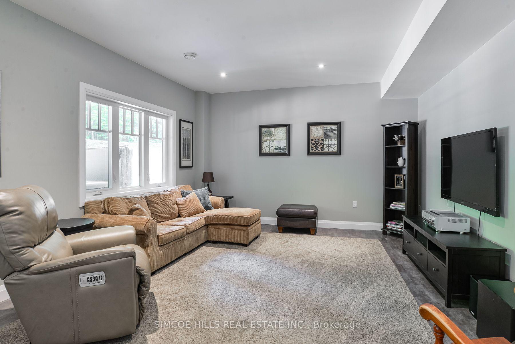 Photo 23 of 1013 Sutherland Way, Gravenhurst, Morrison — HOMEH