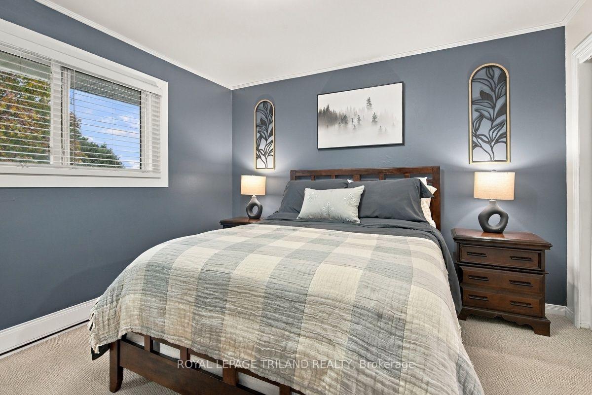 Photo 14 of Unit A, 111 Wellesley Cres, London, East I — HOMEH