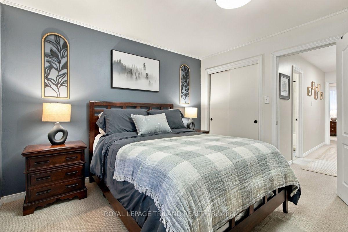 Photo 15 of Unit A, 111 Wellesley Cres, London, East I — HOMEH