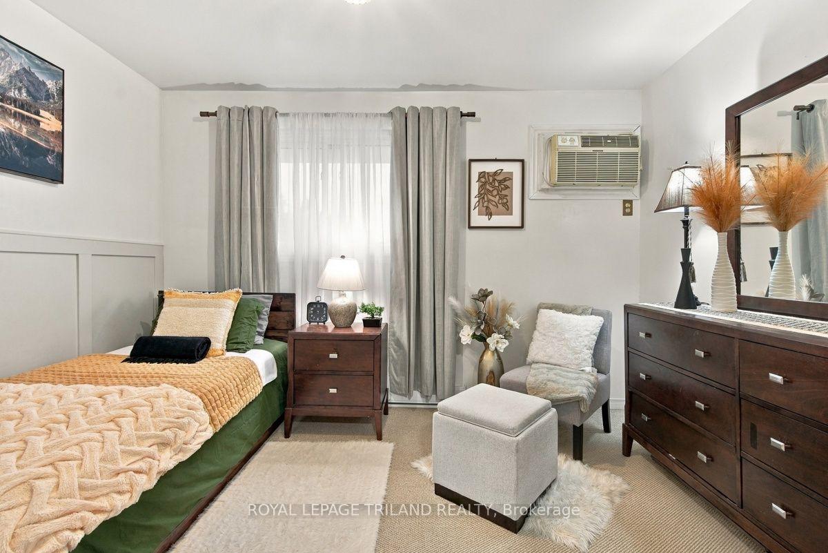Photo 16 of Unit A, 111 Wellesley Cres, London, East I — HOMEH