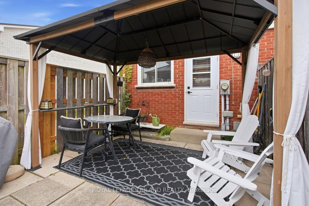 Photo 25 of Unit A, 111 Wellesley Cres, London, East I — HOMEH