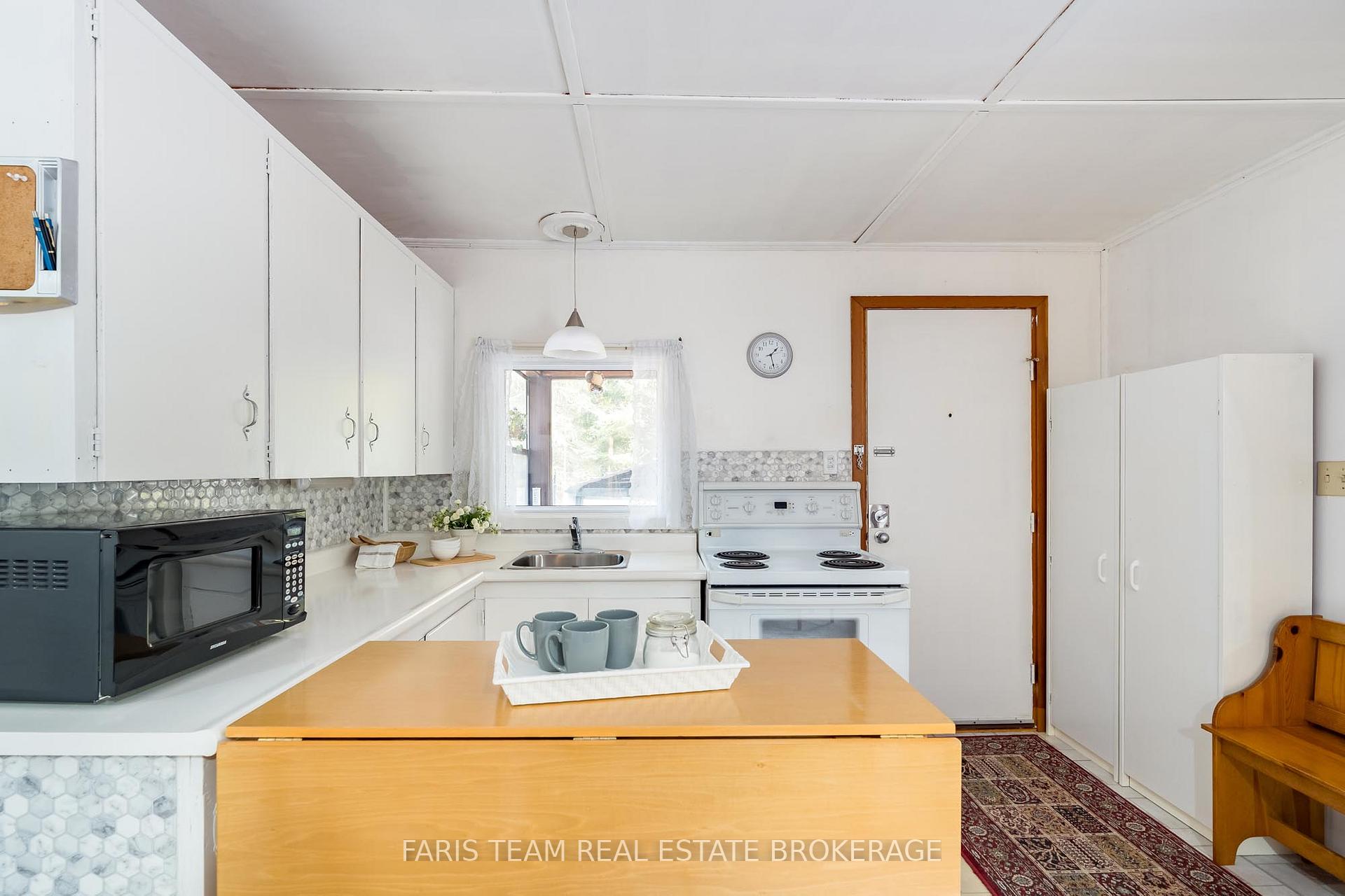 Photo 6 of 14 Chez Nous Avenue, Tiny, Rural Tiny — HOMEH