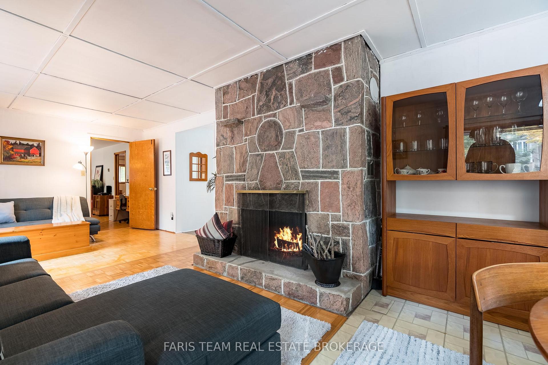 Photo 12 of 14 Chez Nous Avenue, Tiny, Rural Tiny — HOMEH