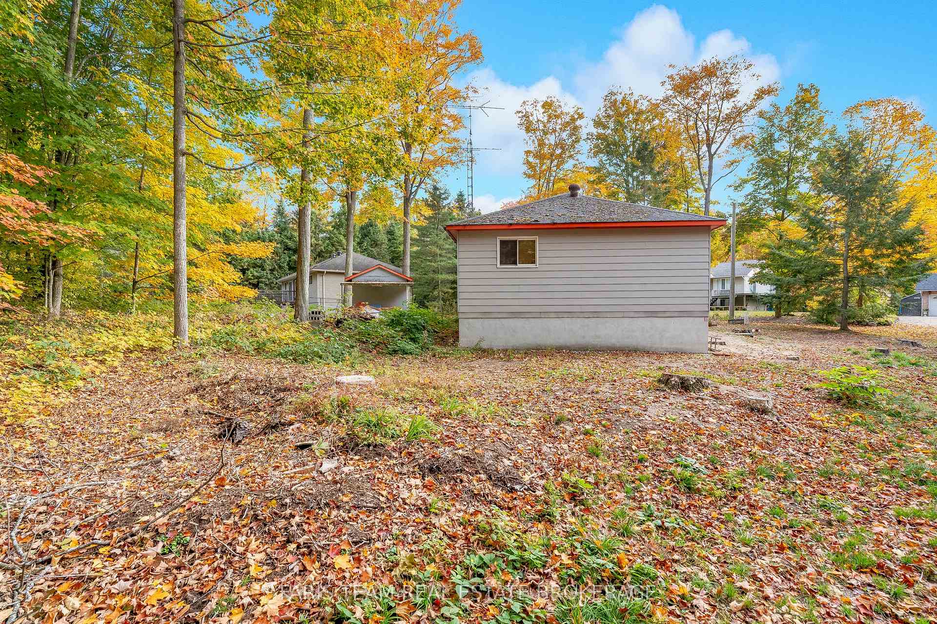 Photo 23 of 14 Chez Nous Avenue, Tiny, Rural Tiny — HOMEH