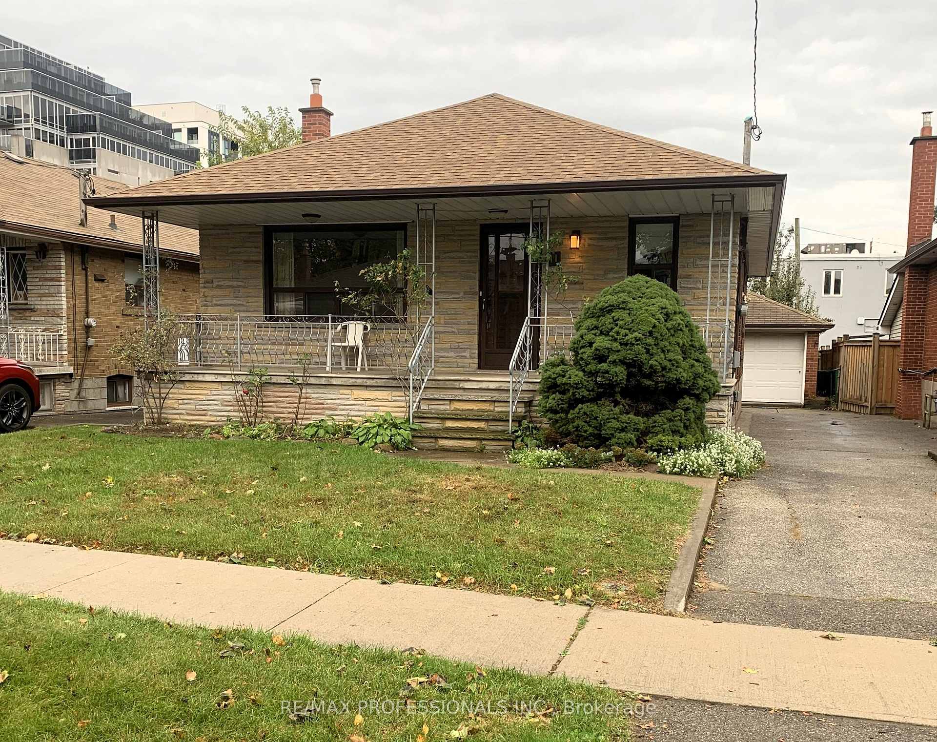 Photo 1 of 41 Stanmills Road, Etobicoke, Islington-City Centre West — HOMEH