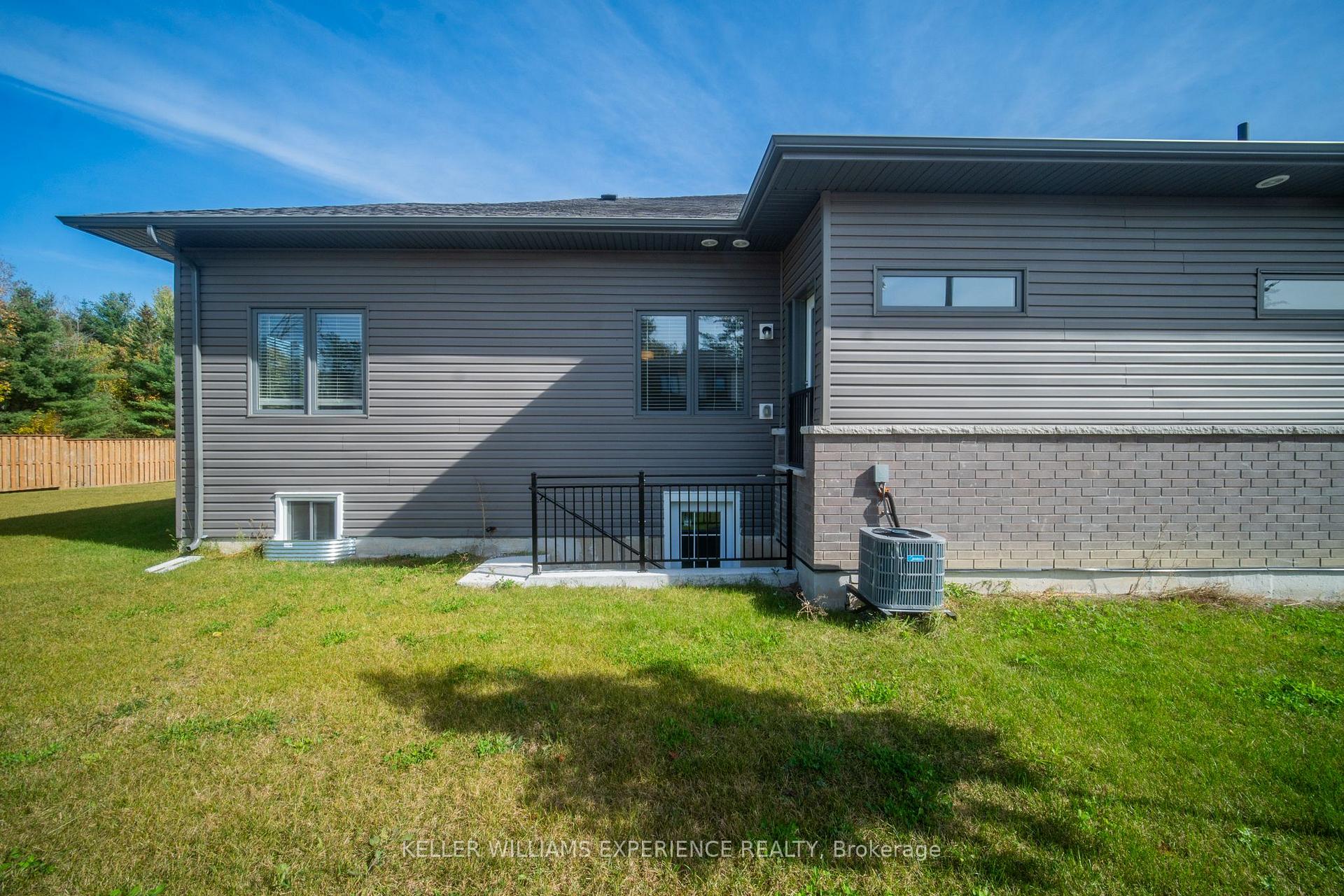 Photo 8 of 3080 Sandy Acres Avenue, Severn, West Shore — HOMEH