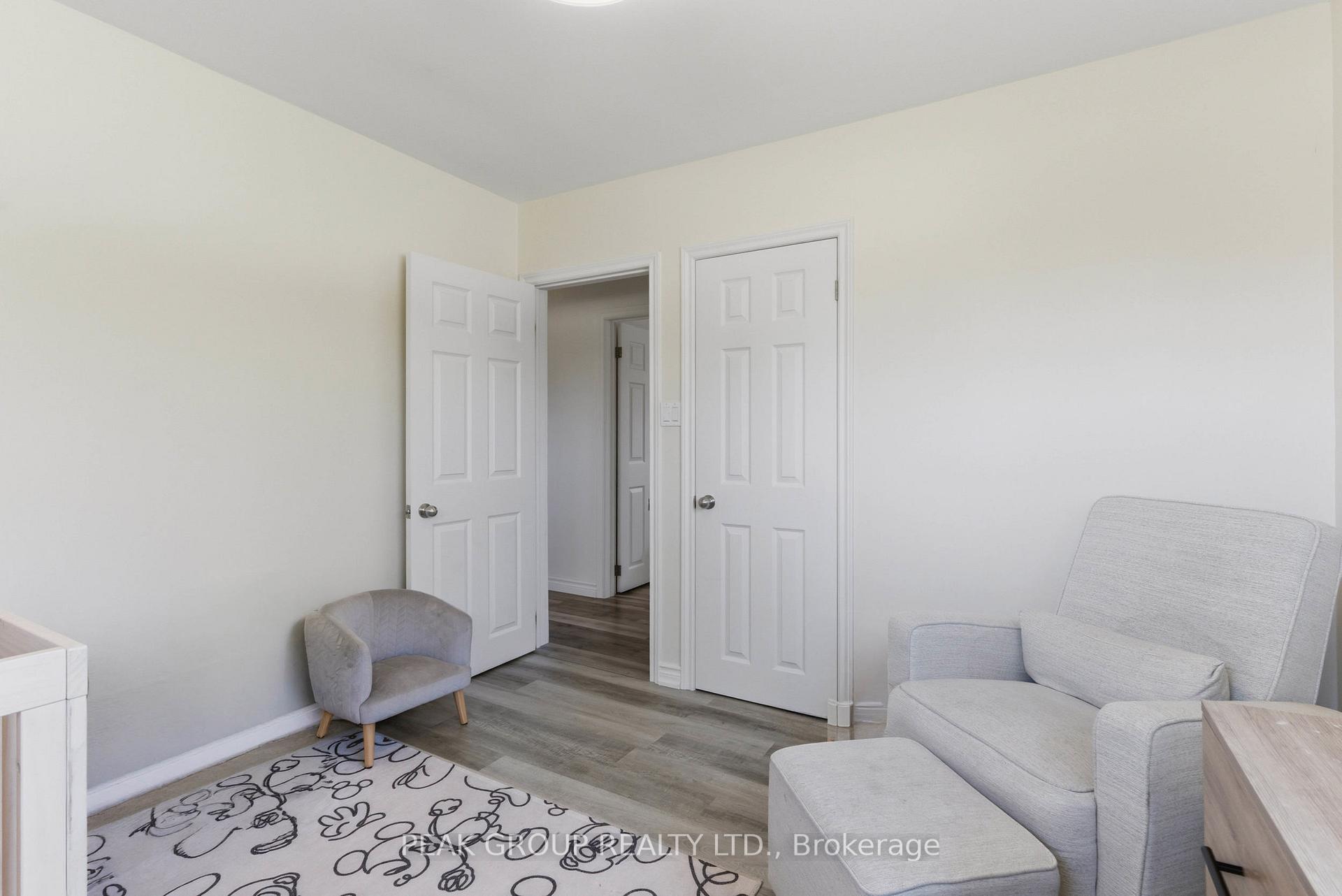 Photo 12 of 6408 Gore Street, Niagara Falls, Stamford — HOMEH