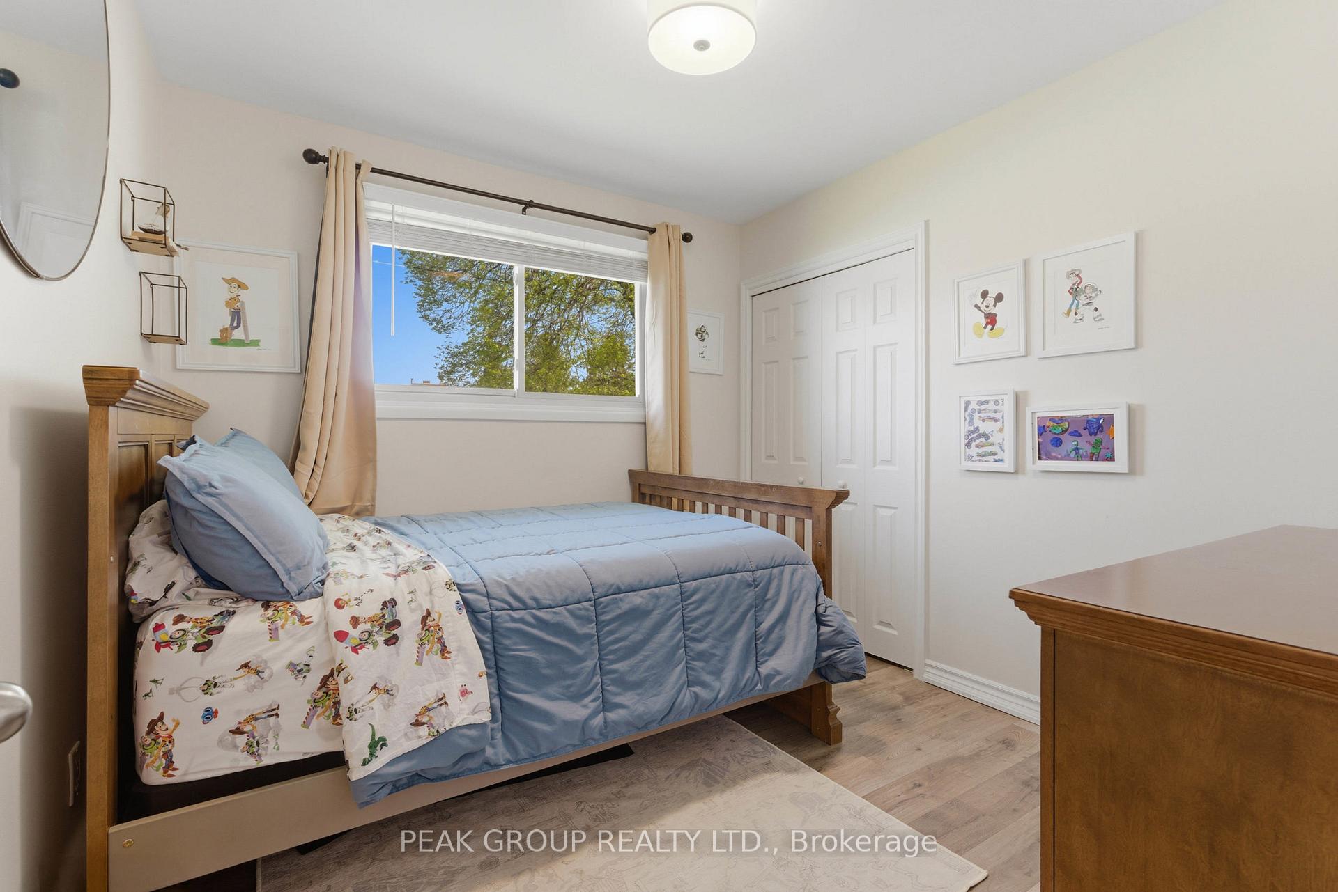 Photo 15 of 6408 Gore Street, Niagara Falls, Stamford — HOMEH