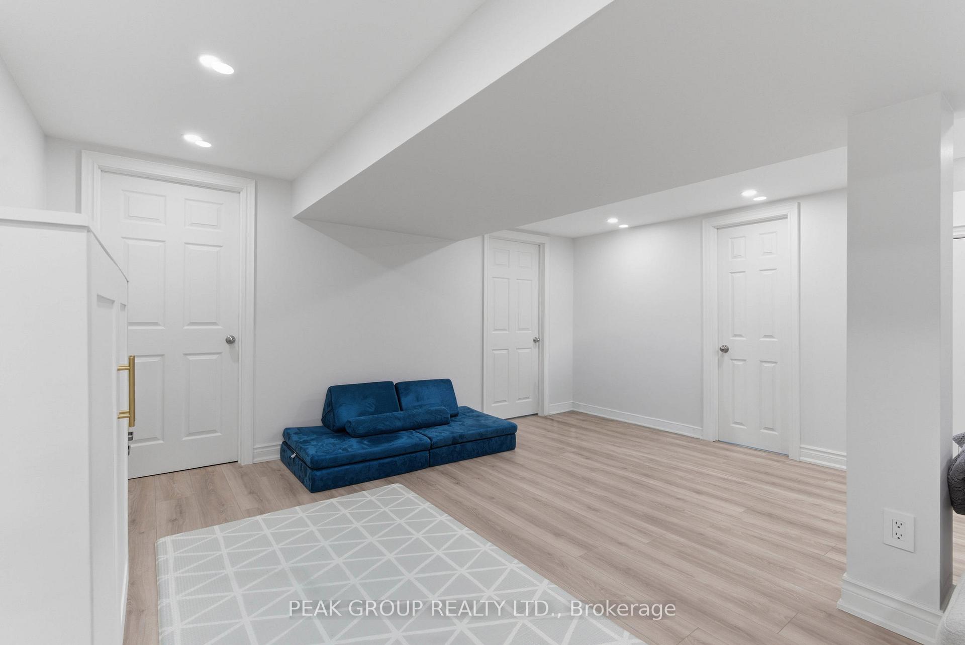 Photo 22 of 6408 Gore Street, Niagara Falls, Stamford — HOMEH