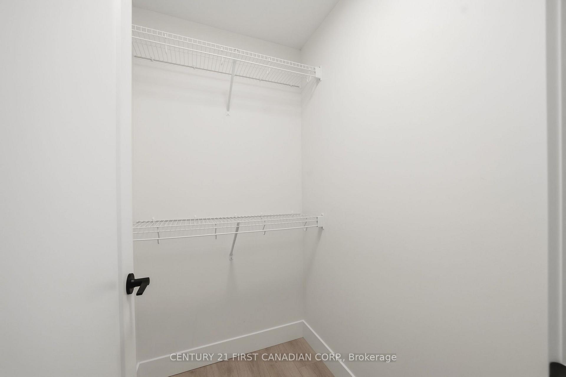 Photo 19 of 121 Addison Avenue, Lucan Biddulph, Lucan — HOMEH