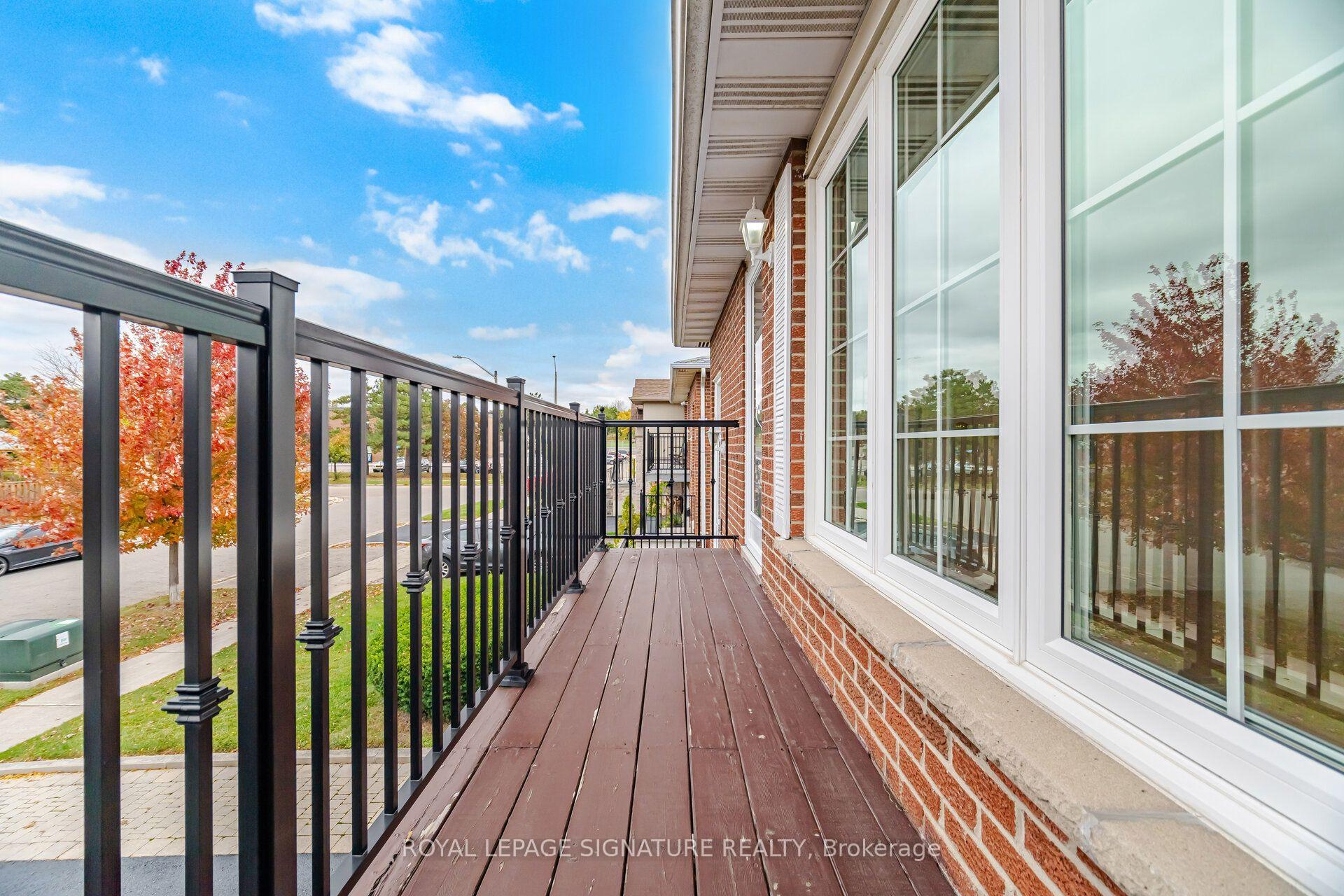 Photo 2 of 4200 Greybrook Crescent, Mississauga, Rathwood — HOMEH
