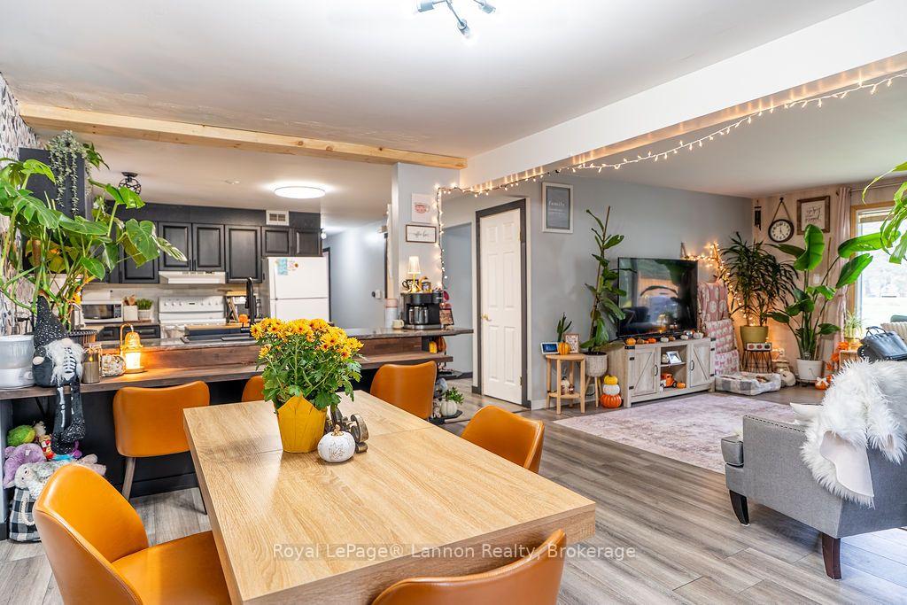 Photo 5 of 1565 Mountain Road, Thunder Bay, Mountain Road — HOMEH