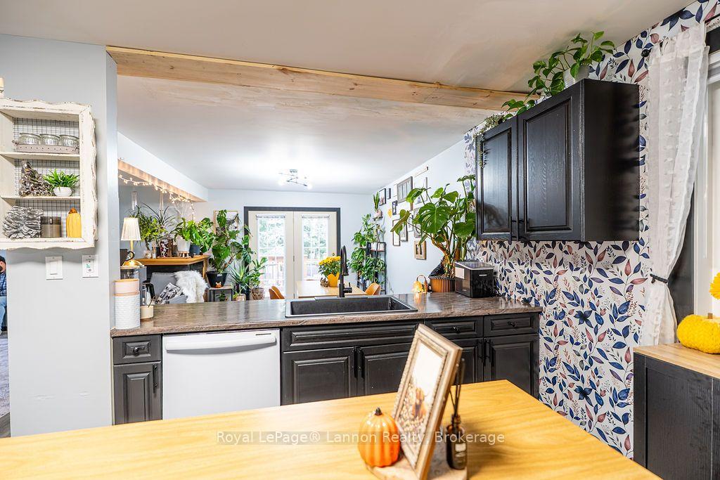 Photo 10 of 1565 Mountain Road, Thunder Bay, Mountain Road — HOMEH