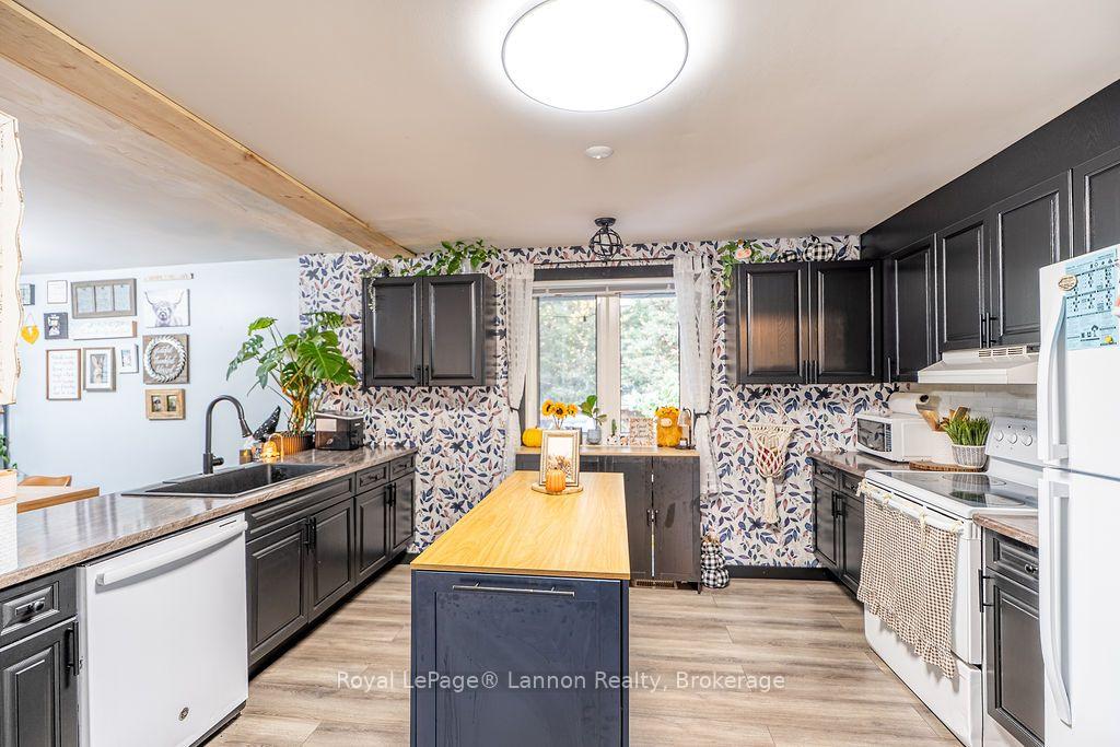 Photo 11 of 1565 Mountain Road, Thunder Bay, Mountain Road — HOMEH