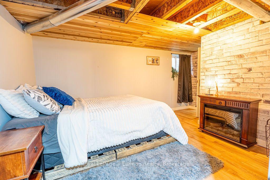Photo 24 of 1565 Mountain Road, Thunder Bay, Mountain Road — HOMEH