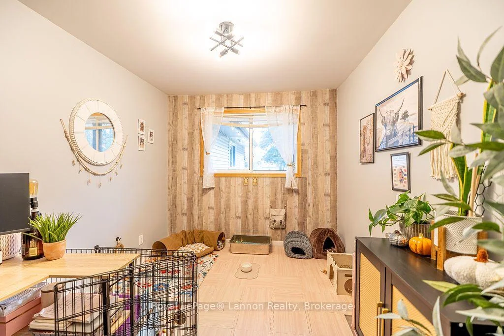 Photo 18 of 1565 Mountain Road, Thunder Bay, Mountain Road — HOMEH
