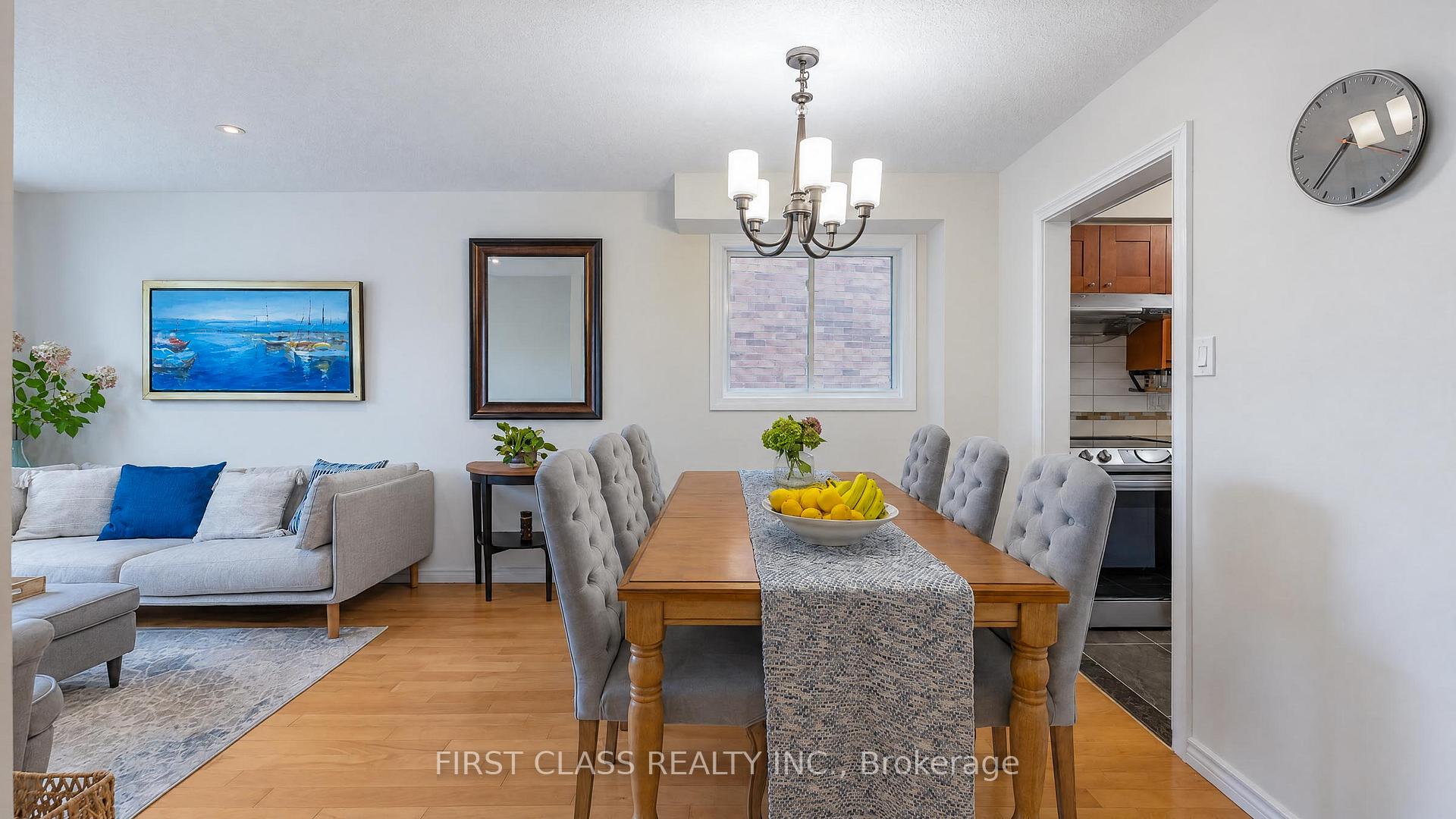 Photo 8 of 48 Cottonwood Court, Markham, Bayview Fairway-Bayview Country Club Estates — HOMEH