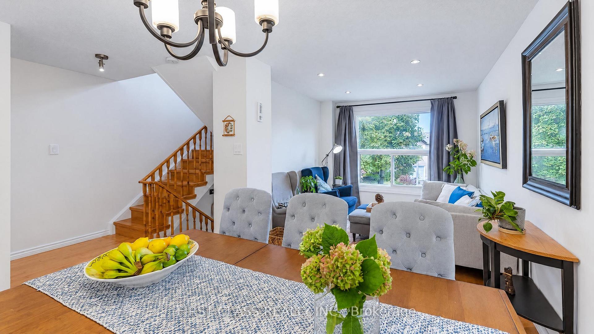 Photo 9 of 48 Cottonwood Court, Markham, Bayview Fairway-Bayview Country Club Estates — HOMEH
