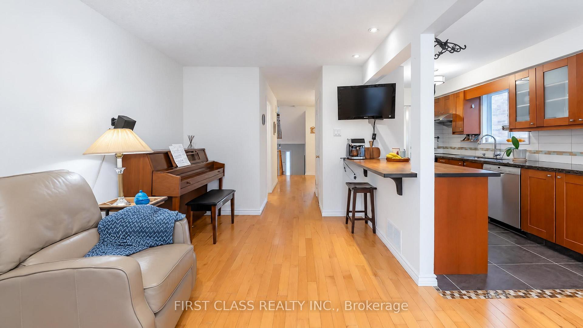 Photo 13 of 48 Cottonwood Court, Markham, Bayview Fairway-Bayview Country Club Estates — HOMEH