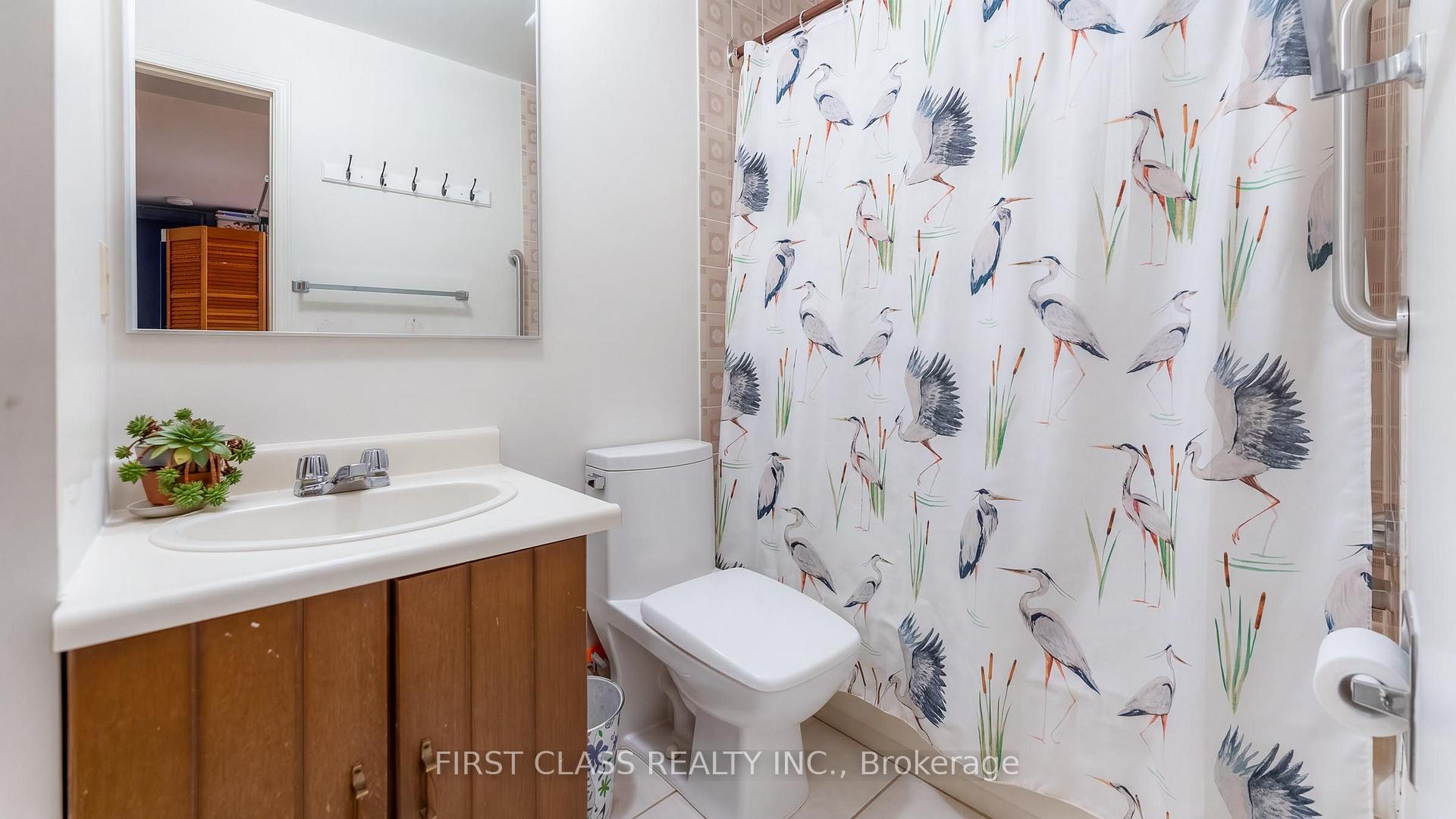 Photo 28 of 48 Cottonwood Court, Markham, Bayview Fairway-Bayview Country Club Estates — HOMEH