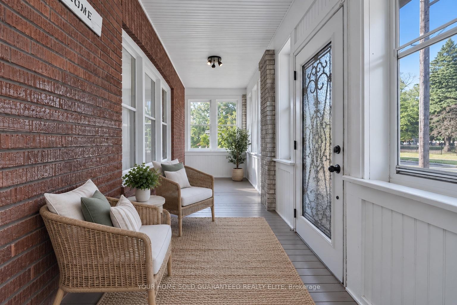 Photo 3 of 4648 Stanley Avenue, Niagara Falls, Cherrywood — HOMEH