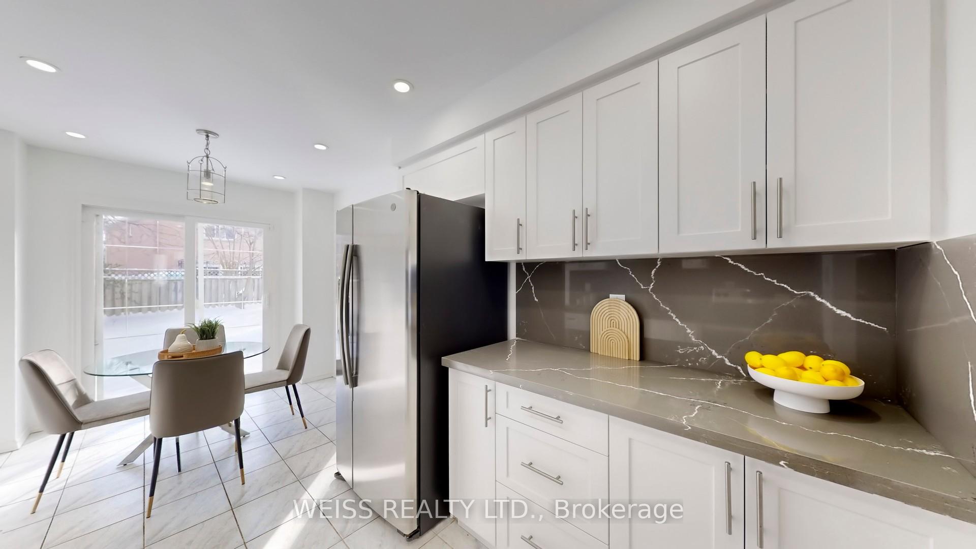 Photo 12 of 9 Tralee Street, Brampton, Heart Lake West — HOMEH